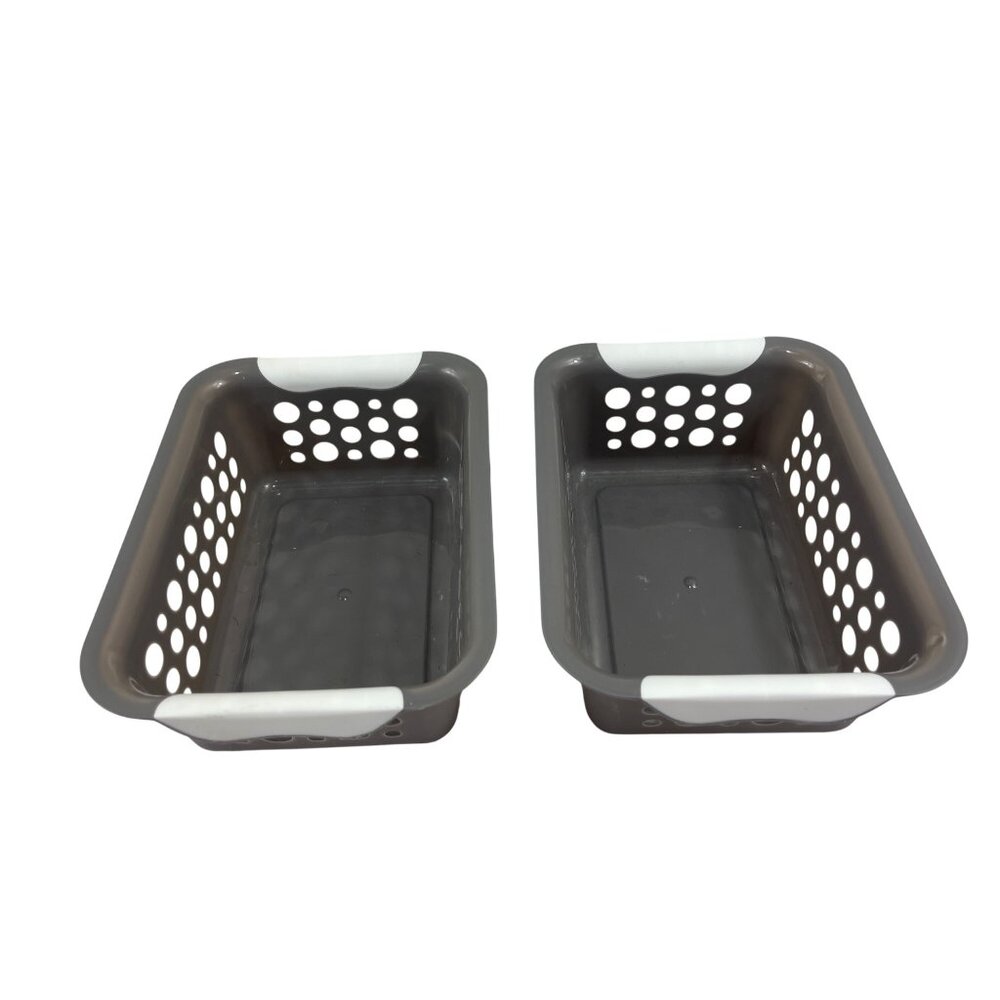 Set Of 2 Gray Plastic Storage Baskets With White Handles 79b
